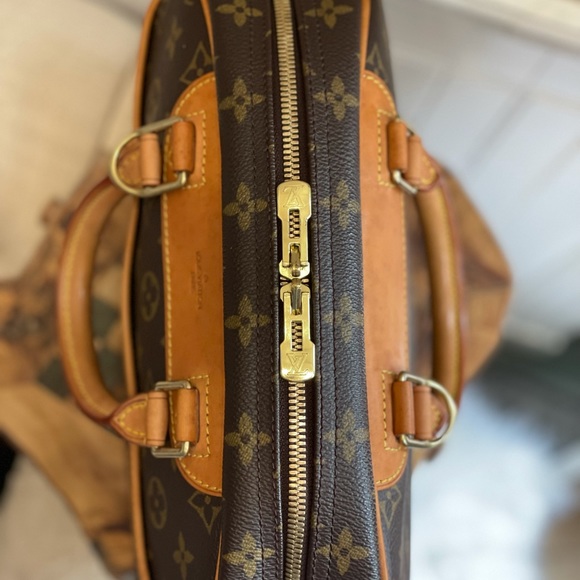 💗Louis Vuitton Trouville - Picture 14 of 15